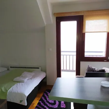 Zlatiborski Konaci - 3 20 * Zlatibor